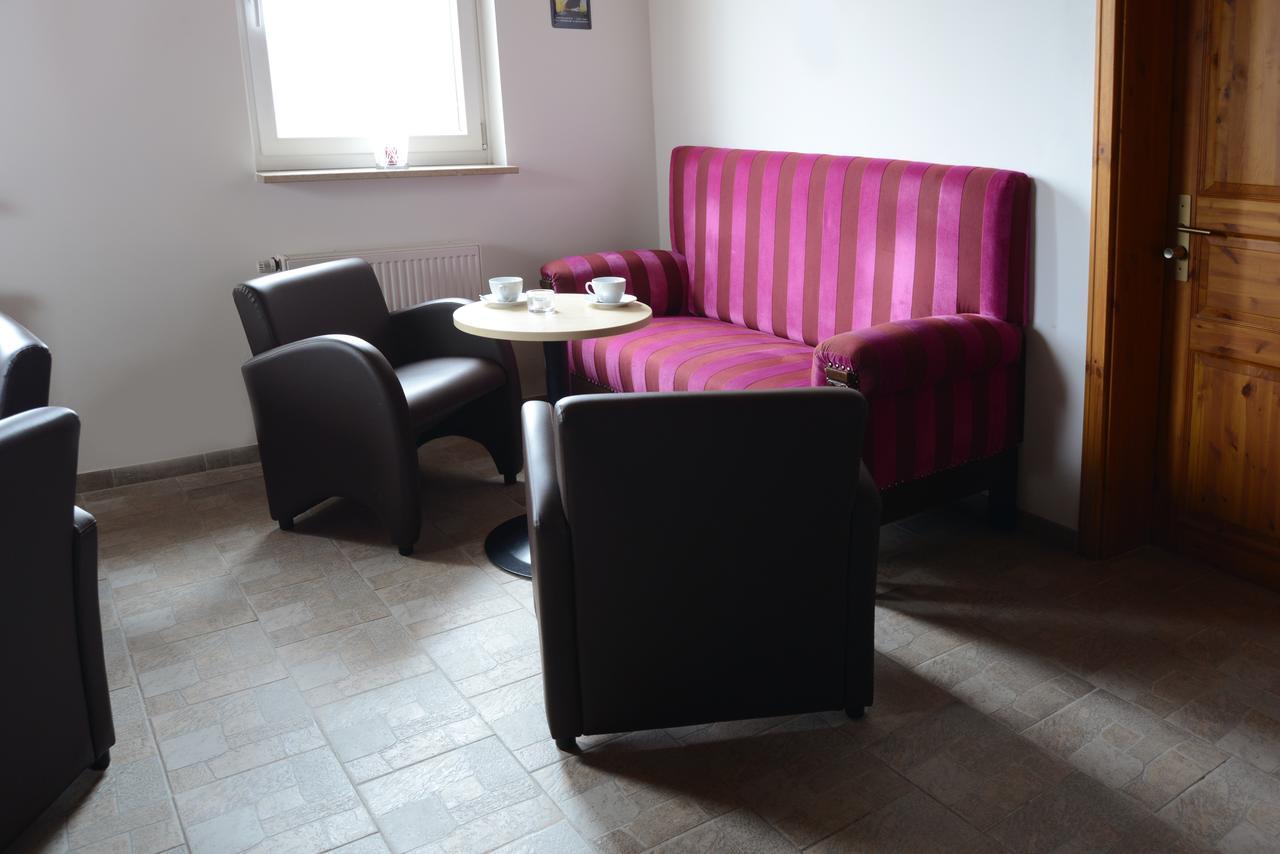 Hotel Jaegerhof Roth  Extérieur photo